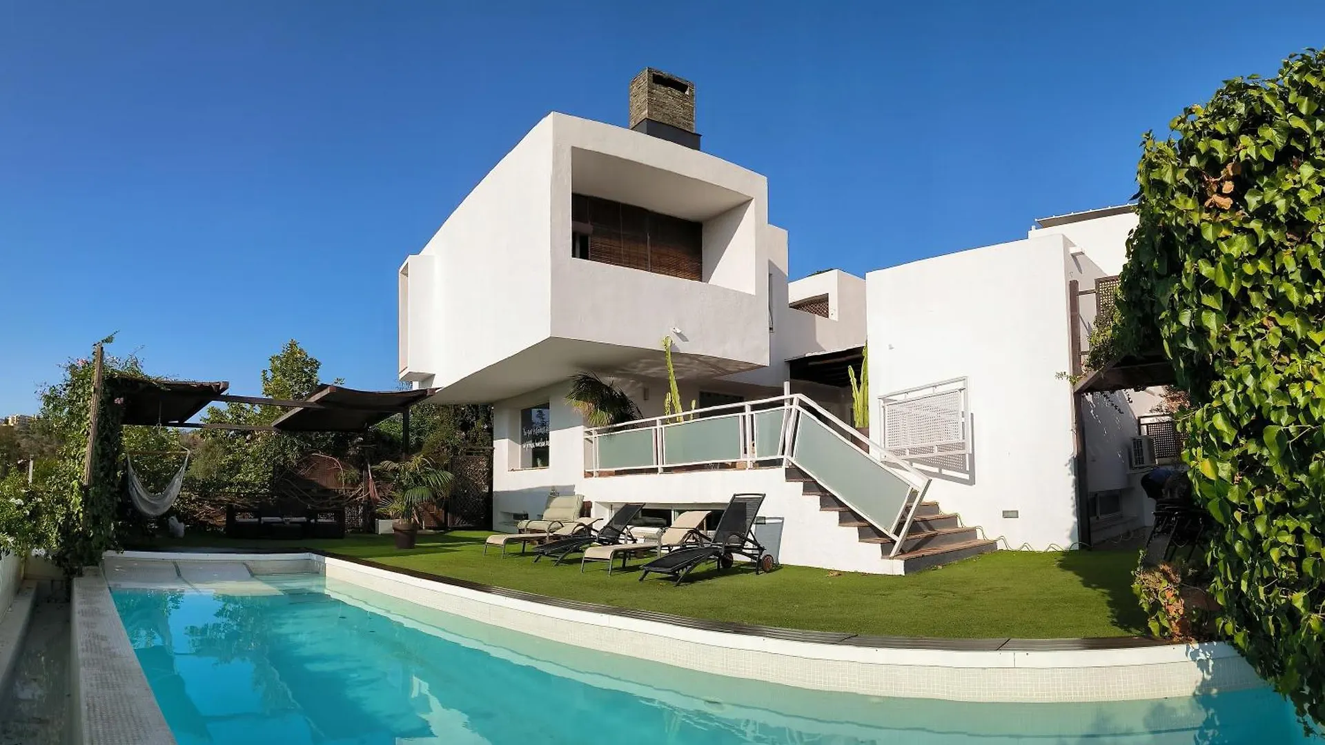 Kalmachicha Villa El Faro Spain